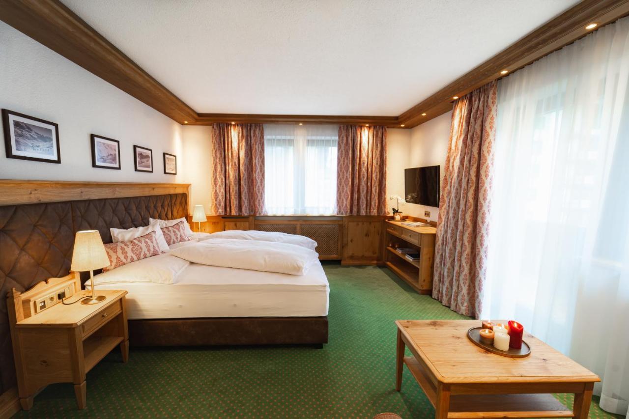 Hotel Ulli Zürs Exteriör bild